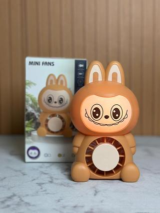 MINI VENTILADOR LABUBU COM LED