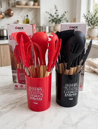KIT UTENSILIOS DE COZINHA COM 12 PÇS SILICONE E CABO DE MADEIRA