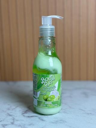 GEL HIDRATANTE PARA VIRILHA, COXAS E BUBUM, LIMAO COM CHANTILLY